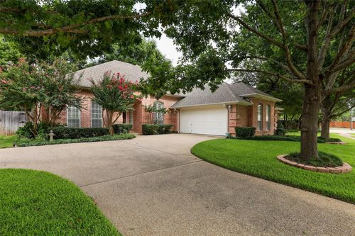 4119 Timberbrook Ct, Arlington, TX, 76015-4546 | Card Image