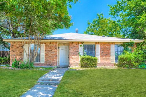 9117 Fairmont Cir, Rowlett, TX, 75088-4650 | Card Image