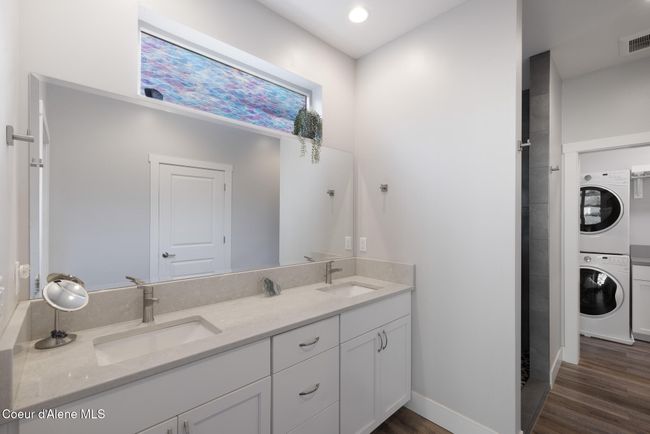 3306 N Ladalia Dr, House other with 2 bedrooms, 2 bathrooms and null parking in Coeur D Alene ID | Image 15