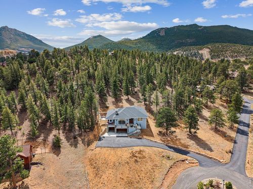 200 Cherokee Ct, Estes Park, CO, 80517-7272 | Card Image