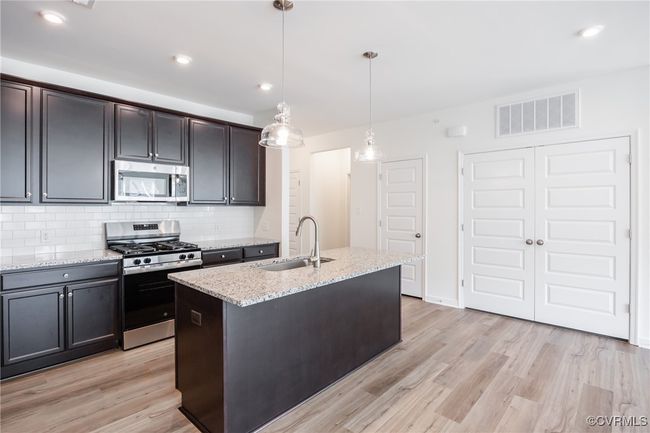 4106 Ebbies Xing, Condo with 3 bedrooms, 2 bathrooms and null parking in Midlothian VA | Image 9
