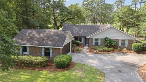 211 Cherokee Trl, Hinesville, GA, 31313-5701 | Card Image