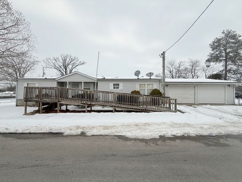 410 W Mable St, Harrisburg, IL, 62946-2881 | Card Image