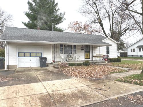 1004 N Perkins St, Rushville, IN, 46173-1211 | Card Image
