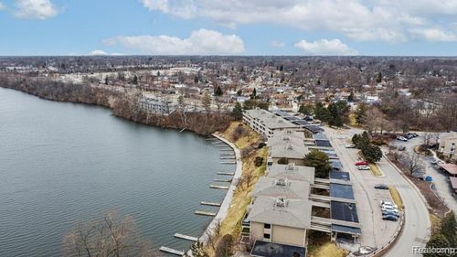 apt-303c-855 Cliffs Dr, Ypsilanti, MI, 48198-7314 | Card Image