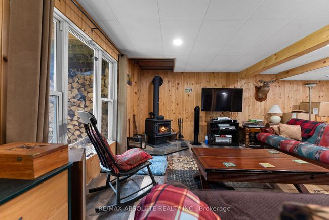 4666 Matawatchan Rd, House other with 3 bedrooms, 2 bathrooms and 8 parking in Griffith ON | Image 19