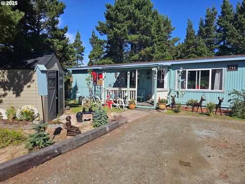 711 Quanagh Ct, Florence, OR, 97439-8961 | Card Image