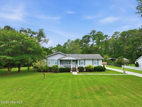 2610 W Forest Dr, Newport, NC, 28570-9589 | Card Image