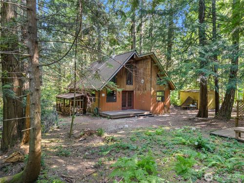 81 E Sylvan Rd, Shelton, WA, 98584-9544 | Card Image