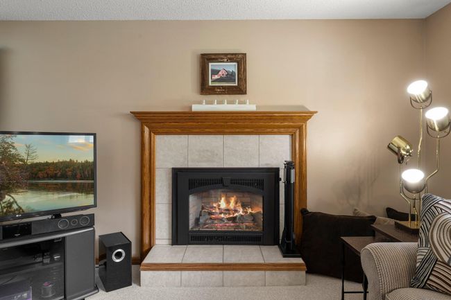LP gas fireplace with tile surround | Image 30