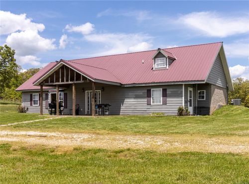 31 Bluestem Rd, Iberia, MO, 65486-9176 | Card Image