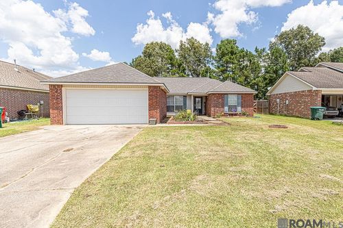 12437 Havenwood Dr, Denham Springs, LA, 70726-6540 | Card Image