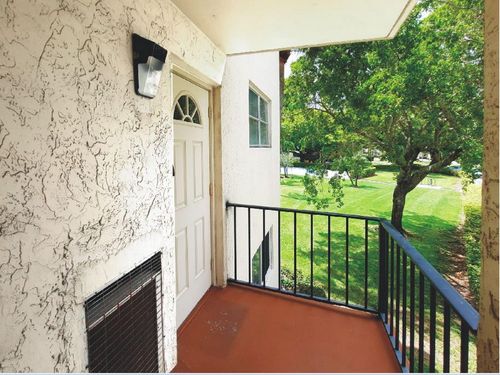 apt-201-9420 S Hollybrook Lake Dr, Pembroke Pines, FL, 33025-1606 | Card Image