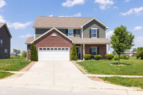 928 Cherry Tree Ln, Greenwood, IN, 46143-3819 | Card Image