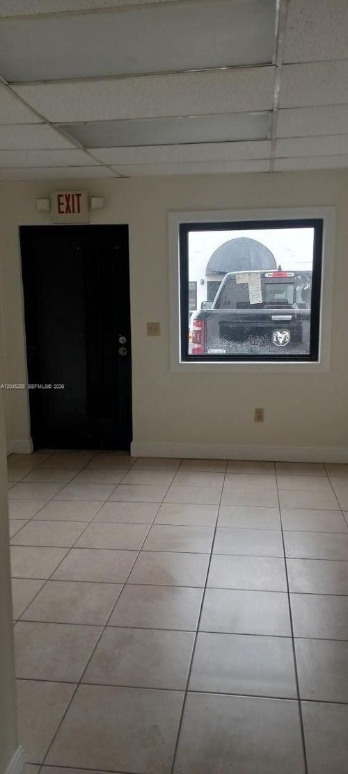 2067 W 62nd St, Hialeah, FL, 33016-2680 | Card Image