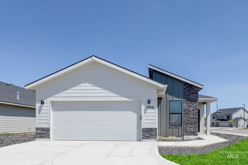 1754 Sw Besra Dr, Mountain Home, ID, 83647-1218 | Card Image