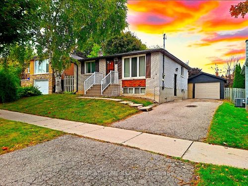 83 Kulpin Ave, Bradford, ON, L3Z1T6 | Card Image