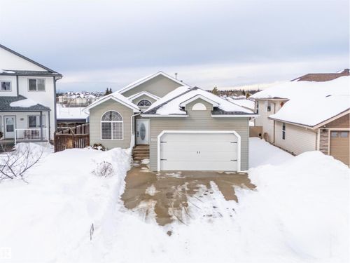 711 21 St, Cold Lake, AB, T9M1M8 | Card Image