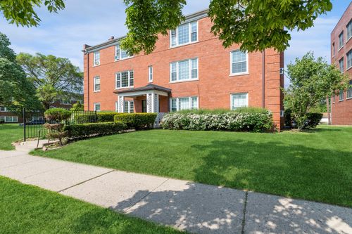 apt-2-136 Ridge Ave, Evanston, IL, 60202-5119 | Card Image