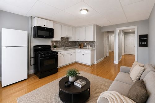 1-203 London St, Boston, MA, 02128-4592 | Card Image