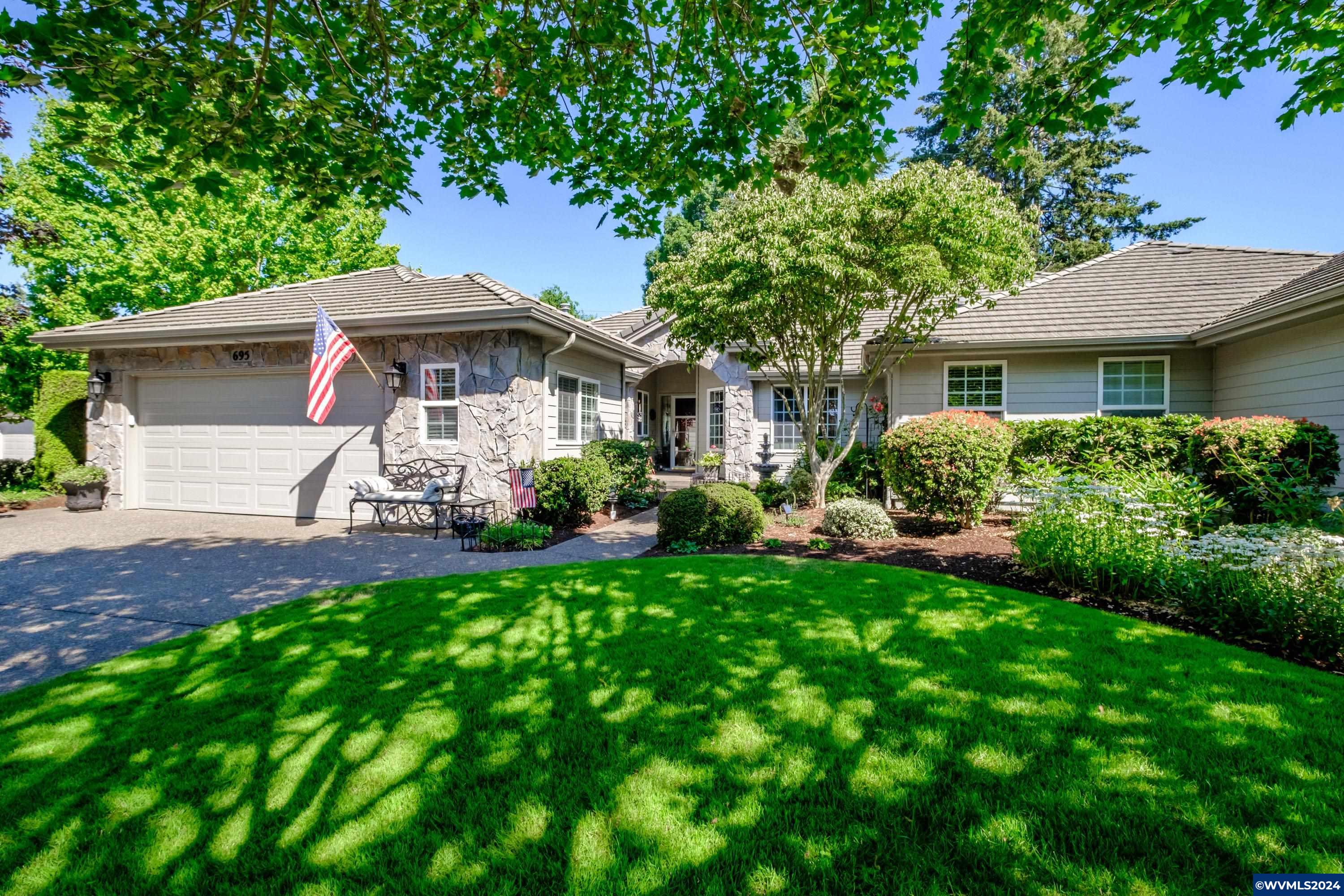 Castle Pines Dr, Keizer, OR 97303