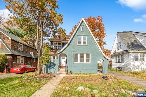 341 Van Buren Ave, Teaneck, NJ, 07666-3118 | Card Image