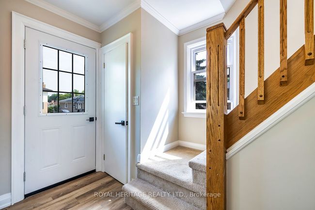8 Forest Rd, House other with 3 bedrooms, 2 bathrooms and 4 parking in Ajax ON | Image 4
