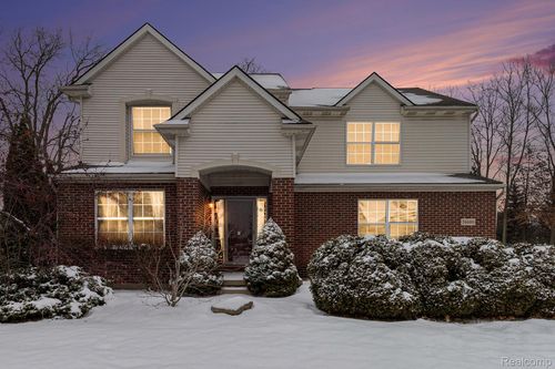 26680 Parkside Dr, Taylor, MI, 48180-7548 | Card Image