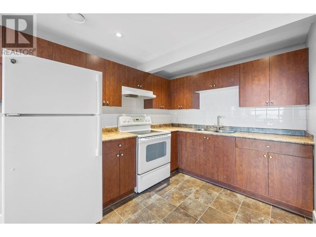 2039 Cornerstone Dr, House other with 4 bedrooms, 3 bathrooms and 2 parking in West Kelowna BC | Image 20