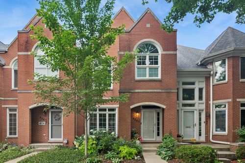 4265 W Thorndale Ave, Chicago, IL, 60646-6036 | Card Image