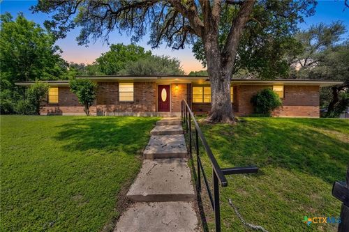 1318 Live Oak Dr, Belton, TX, 76513-2834 | Card Image