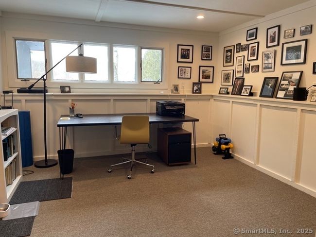 FAMILY ROOM | Image 25