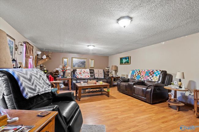 195 Laurel Ln, House other with 3 bedrooms, 2 bathrooms and null parking in Gurley AL | Image 19