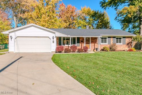 8169 Dalton Ct, Mentor, OH, 44060-2447 | Card Image