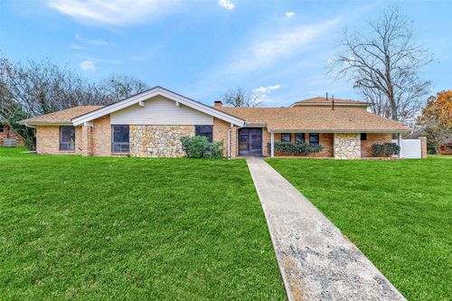 1632 Andy Dr, Sherman, TX, 75092-2204 | Card Image