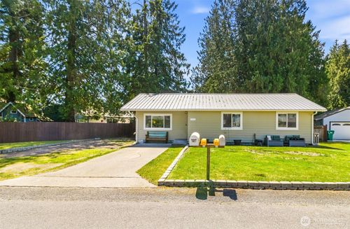 5730 146th St Ne, Marysville, WA, 98271-9232 | Card Image