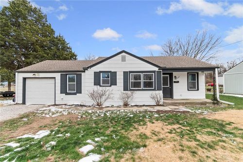 309 Joseph St, Richmond, MO, 64085-2115 | Card Image