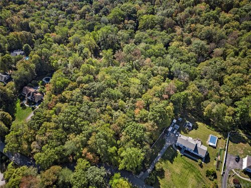 56 Rebecca Ln, Carmel, NY, 10512-3846 | Card Image