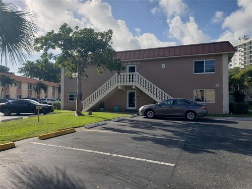 111b-124 Ne 19th Court, Wilton Manors, FL, 33305 | Card Image