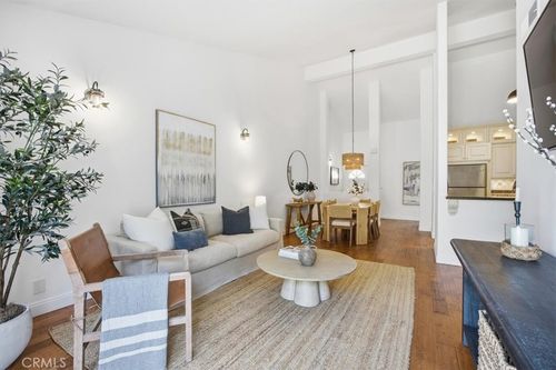 5500 Torrance Blvd, Torrance, CA, 90503-4059 | Card Image