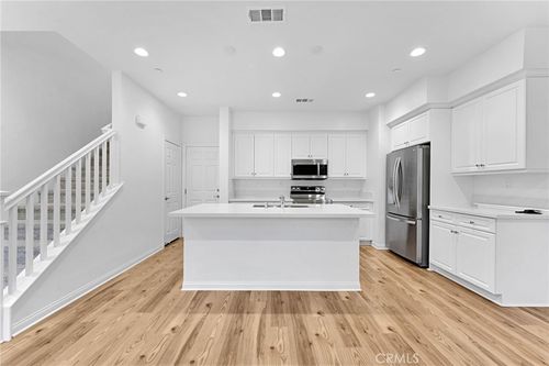 10765 Graphite St, Spring Valley, CA, 91977-3676 | Card Image