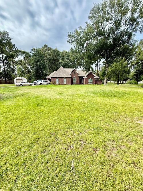 911 S Commons View Dr, Huffman, TX, 77336-4088 | Card Image