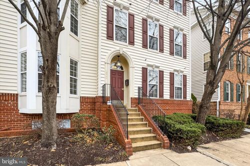 apt-101-1520 Northern Neck Dr, VIENNA, VA, 22182-5540 | Card Image