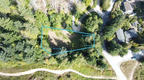 5661 Salmon Dr, Sechelt, BC, V7Z3A6 | Card Image