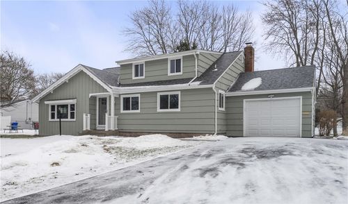 11 Ventura Rd, Gates, NY, 14624-2516 | Card Image