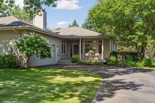 8950 Hilloway Rd, Eden Prairie, MN, 55347-2425 | Card Image