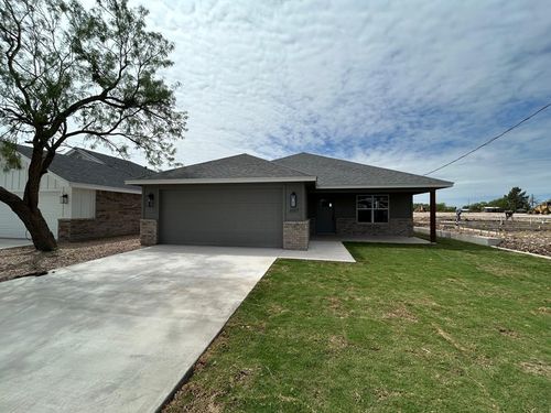 1007 E 40th St, San Angelo, TX, 76903-1903 | Card Image