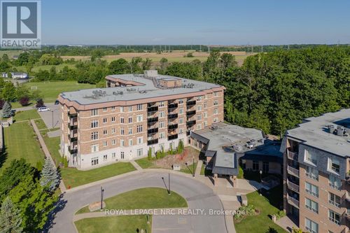 220-8111 Forest Glen Drive, Niagara Falls (Mt. Carmel), ON, L2H2Y7 | Card Image