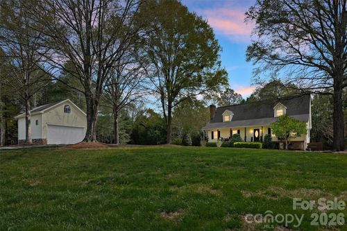 189 Fea Ln, Iron Station, NC, 28080-6706 | Card Image