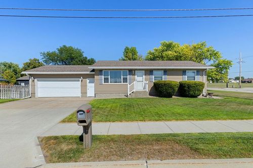 3855 33rd Ave, Columbus, NE, 68601-1617 | Card Image